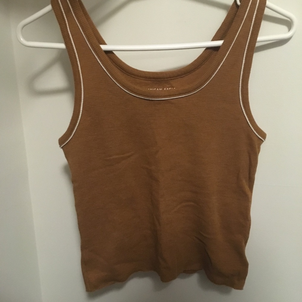 Brown cropped tank top